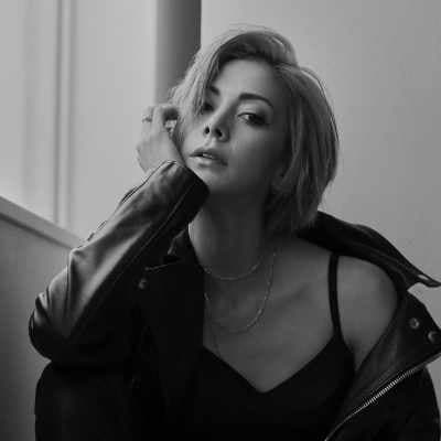 土屋アンナのアーティスト写真